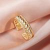 Anillo para Hombres y Mujeres Diseño de Nicho Tendencia Ins Minimalista Cobre Lujo Ligero Anillo de Banda Lisa Conjunto de Tres Piezas para Pareja