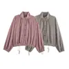 Venta al por mayor para comercio exterior 2026 Moda europea y americana casual corbata ajustable plisada a cuadros cuello alto chaqueta para mujer L28745