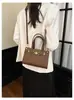 Bolso Cruzado Coreano de Nicho para Mujer, Bolso de Hombro Versátil de Gama Alta para el Trabajo, Bolso de Mano Informal Simple de Moda