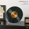 Reloj de vinilo vintage, un sofisticado reloj de pared para la sala de estar, un reloj decorativo de mesa con estilo retro, perfecto para un mueble de TV