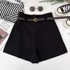 Shorts femininos de verão 2025, novos, para uso externo, cintura larga, calças justas, em formato de A, pretas, casuais, da moda