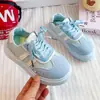 Mocasines casuales deportivos de suela gruesa para niñas, colección de verano 2026, zapatillas blancas, versátiles con faldas, zapatos de mujer, fáciles de combinar