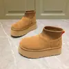Botas de Neve da Moda de Solado Grosso de Nicho para Mulheres 2026 Inverno Novo Retro Bico Redondo Forradas com Lã Quentes Elásticas de Lápis Botas de Algodão