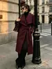 Abrigo largo de lana color vino tinto con solapa grande y cinturón para mujer, estilo europeo y americano, entallado a la cintura, elegante, para commuting, ropa de abrigo de lana para dama