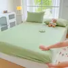 Lençol de Cama de Veludo Leite Cor Sólida Inverno 2026 Novo Colcha Espessa de Cobertura Total Protetor de Colchão de Fleece de Coral