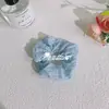 Goma de Pelo Cuadrada de Encaje Floral Color Crema Estilo Ballet Cuerda para el Cabello Grande Versátil para Mujeres