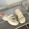 Sandalias de Plata con Strass de Dos Vías y Suela Gruesa para Aumentar la Altura para Mujer, Nuevo Estilo de Verano para Uso en Exteriores, Adecuadas para Combinar con Faldas, Sandalias de Plataforma para Aumentar la Altura