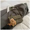 Bolso de Mano Pequeño Moderno y Único para Mujer 2025 Invierno Nueva Moda Bolso Cuadrado Pequeño de Viaje Bolso de Hombro de Alto Valor