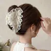 Novo Estilo de Verão Grande Presilha de Cabelo Triangular para Mulheres, Grampo de Cabelo de Alta Qualidade e com Volume para a Parte de Trás da Cabeça, Acessório de Cabelo de Renda