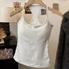 Blusa Regata Versátil com Gola Halter e Costas Nadador, Modelagem Justa, com Bojos Embutidos, Adequada para Usar em Camadas ou Sozinha, Espessa para Mulheres