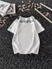 Camiseta V-Neck de Manga Curta em Malha com Estampa de Leopardo para Homens e Mulheres, Verão 2025 Esportiva Americana Solta Respirável Fina