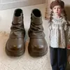 Botines tipo Martin para niña, nueva colección otoño 2026, botines sencillos con suelas suaves antideslizantes, altura hasta media pantorrilla, estilo popular, botines de cuero versátiles para niñas mayores