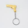 Pendente de carro de mini pistola de metal criativo modelo de simulação chaveiro de pistola para enviar aos amigos enfeites de presente comemorativo