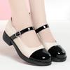 Zapatos de mamá verano 2022 nuevos para mediana edad y ancianos planos primavera y otoño zapatos de una sola capa cuero suave cómodos suela suave hebilla zapatos de cuero