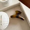Pinza de Tiburón Grande Escarchada, Moderna y de Alta Gama, Pinza de Una Línea para la Parte Posterior de la Cabeza, Pinza para el Cabello Color Carey de Otoño e Invierno