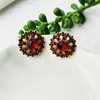 Brincos Redondos com Pedra Vermelha Cheios de Diamante Exquisitos Moda Geométrica Brincos Palácio Versátil Mostra Temperamento C042
