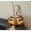 Design trançado casual simples feminino textura 2026 verão novo moderno estiloso individual fashionável bolsa de um ombro sob o braço