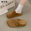 Mules retro de bico fechado com sola grossa para aumentar a altura, em couro genuíno, para mulheres, novo lançamento outono 2026, calçado casual slip-on estilo Birkenstock
