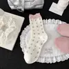Calcetines de Primavera y Verano para Mujer en Bloques de Color Rosa y Marrón, Calcetines de Media Pantorrilla con Estampados Florales, Calcetines Holgados Estilo Coreano Combinados con Zapatos Pequeños de Cuero