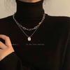 Collar de suéter con colgante cuadrado de letras apiladas de doble capa simple y elegante, joyería para mujer, cadena de clavícula nicho de lujo ligero versátil