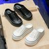 Novos Sapatos com Sola Grossa Aumentados com Buracos para Sapatos Femininos com Sensação de Merda Respiráveis Vazados Baotou Chinelos de Uso Externo para Mulheres Simples Moda Transfronteiriça