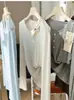 Camiseta Sencilla de Cuello Redondo y Manga Larga para Mujer, Nuevo Estilo de Principios de Otoño, Top Camisa Base de Acetato Lana Lyocell con Botones, Medio Abierto al Frente