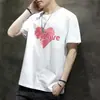Estilo Hong Kong Nova Chegada Versátil Solto Manga Curta Top Camiseta Manga Curta Masculino Verão 2024 Estilo Hong Kong Manga Curta