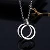 Colar de aço de titânio de celebridade da Internet com anel duplo, pingente sem cor masculino, joias personalizadas estilo hip-hop da moda, suéter simples, acessórios da moda