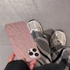 Ins pasta de frijol rosa patrón plisado para funda de teléfono Apple 15pro iphone14promax cubierta protectora de color sólido