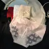 Calcinha Feminina Doce e Delicada Estilo Francês 2025 Novo Estilo Puro Desejo Renda Exquisita Respirável Tanga Triângulo para Meninas