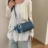 Bolso Pequeño Acolchado Bordado Versátil para Mujer, Nueva Moda 2026 Bolso Cruzado Versátil para el Trabajo, Bolso Boston de Hombro Único