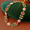 Conjunto de collar, pulsera y pendientes de corazón con incrustaciones de diamantes florales estilo medieval, cadena para la clavícula estilo corte vintage, joyería de nicho para mujer