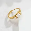 Joia Transfronteiriça Europeia e Americana Anel de Aço Inoxidável com Pérola de Imitação Barroca Anel Aberto Dourado de Alta Qualidade da Moda