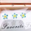 Accesorios de arte para uñas florales de moda, pendientes de botón de flor de cinco pétalos en degradado súper de hada, decoraciones para uñas 3D de resina para DIY al por mayor