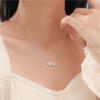 Collar de plata de ley S999 con doble mariposa colgante y cuentas de diamantes, diseño de nicho, cadena de clavícula ligera, de lujo, a la moda, cadena de cuello de plata que combina con todo.