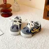Novos Sapatos de Treinamento de Veludo de Inverno para Meninos e Meninas Sapatos de Bebê de 0 a 1-3 Anos Sapatos Quentes de Algodão para Bebê