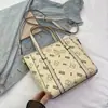 Bolso de Mano de Lujo de Nicho para Mujer 2026 Nuevo Moda Tendencia Monograma Cruzado al Hombro Versátil Bolso Cubo para el Trabajo