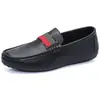 Mocasines para Hombre Verano Nuevo Estilo Versátiles Suela Blanda Slip-On Para Conducir Casuales Zapatos de Cuero Mocasines de Moda