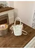 Bolsa de Mão Vazada de Luxo para Mulheres 2026 Nova Moda Transfronteiriça Versátil Bolsa para Celular Bolsa de Ombro Cruzada Casual