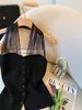 Camisola de Encaje Dulce Estilo Francés con Parches, Cuello Halter para Mujer, Verano 2026, Elegante, Ajustado, Top Corto de Moda