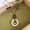 Nuevo Collar Colgante de Resina Estilo Étnico Chino Marrón Retro para Mujer Lanyard Cadena de Clavícula Accesorios Nuevo Estilo 2026
