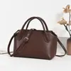 Bolso Tote Retro de Alta Gama para Mujer Estilo Nuevo 2026 Bolso de Hombro Único para el Trabajo y los Viajes Cotidianos Bolso Cruzado Versátil Casual