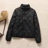 Otoño e invierno 2024 nuevo abrigo ligero acolchado corto con cuello alto de nube, abrigo base cálido ligero y ajustado