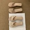 Primer Encuentro con las Sandalias de Tira Abiertas con Encaje y Tacón Grueso Estilo Ligeramente Maduro Modelo Nuevo Verano 2026 Sandalias de Tacón Medio Estilo Socialité