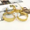 WT-B684 Pulsera Abierta Tallada Personalizada Clásica con Diseño Hueco de Espiga de Trigo Color Liso Versátil Joyería Neutra