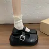 Zapatos cómodos nuevos y versátiles de hebilla, sin cordones, de corte bajo, para mujer, primavera/otoño 2026, con aumento interno de altura, suela suave, tela francesa de moda