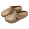 Pantuflas de verano para mujer para todas las estaciones, pantuflas de pareja, zapatos de casa para mujer, pantuflas de EVA para uso doméstico, sandalias para hombre, venta al por mayor para hoteles