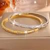 Pulsera de Acero de Titanio de Alta Gama para Mujer con Incrustaciones de Diamantes Cuadrados, Moda Europea y Americana Transfronteriza, Para Pareja, No se Desvanece, Versátil, Al por Mayor