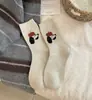 Otoño Invierno Nuevo Divertidos Lindos Calcetines de Lana Gruesa con Dibujos de Gatos Cálidos Versátiles que Conservan el Calor Calcetines de Media Pantorrilla Calcetines Apilados
