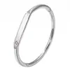 Pulsera de Acero de Titanio Diseño de Nicho Sentido Simple Pulido Ovalada Diamante Único Moda Femenina Versátil Lujo Ligero Pulsera de Acero Inoxidable